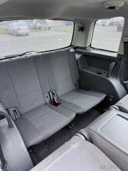 VW Touran 1.9tdi 66kw rv.06 7.míst - 7