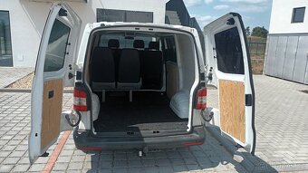 Transporter T5 rv. 2015 5míst - 7