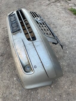 Přední nárazník VW MULTIVAN T5 - 7