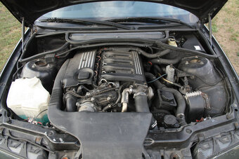 prodám díly z bmw e46 330D 135kw 2001 - 7