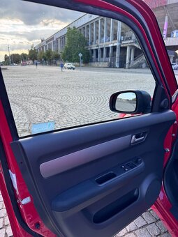 Suzuki Swift 1.3 rv. 2008, najeto 51.000km - 7