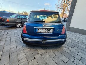 Mini Cooper One - ZAPŮJČENÍ VOZU - 7