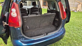 Mazda 5 2.0 MZR-CD(diesel) 105kw 7 míst, nová STK - 7