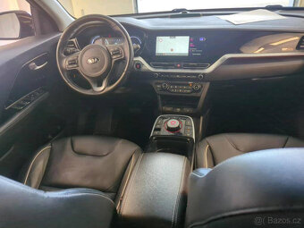 Kia e-Niro Executive limited edition 64k 6/21 záruka 3f/TČ - 7