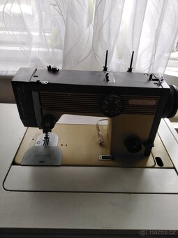 Prodám šicí stroj veritas - 7