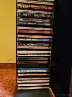 Stojan na 80ks CD SKYDISC s osvětlením na baterie+CD+DVD - 7