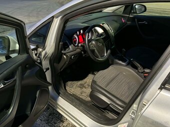 Opel Astra J kombi 1.6 cdti r.v.2016 - 7