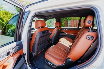 BMW X7 xDrive40d (2022) - INDIVIDUAL, 1.majitel ČR - 7