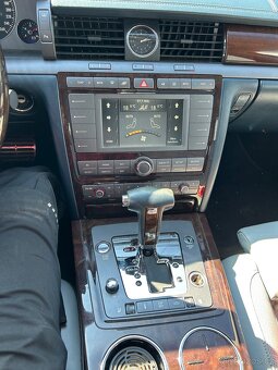 VW Phaeton 3.0TDI Long - 7