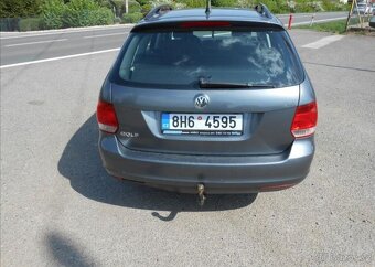 Volkswagen Golf 1,6 75 kW Trendline Historie benzín - 7