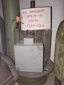Různé elektromotory 1. - 7