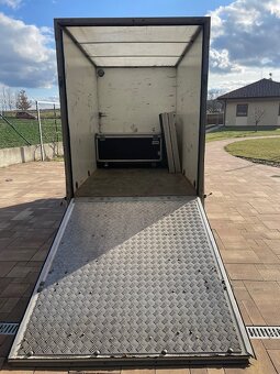 skříňový vozík s najížděcí rampou Thule - 7