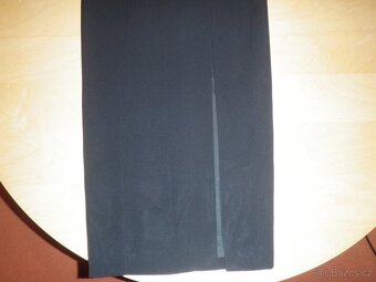 luxusní dlouhé černé šaty - vel. S/M - 7