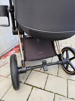 Prodám kočárek Cybex Priam Rosegold - 7