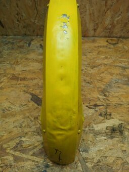 Babetta 207 přední blatník - 7