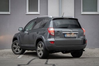 Toyota RAV4 2.2l D-CAT 150 X A/T - 7