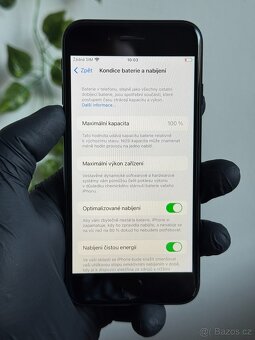 iPhone SE (2022) 64GB - 7
