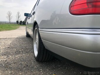 Mercedes Benz W210 E420 V8 - 7
