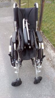 INVALIDNÍ VOZÍK-45CM-ODLEHČEN-Zadní brzdy-mohu zaslat po ČR - 7