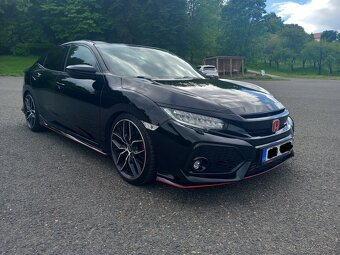 Honda Civic 1.5i VTEC Sport Plus 134 kW Manuál - 7