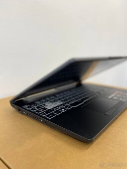 Herní notebook ASUS TUF Gaming - AMD R5/16GB/512GB/RTX 3050 - 7
