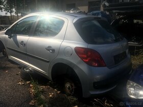 Peugeot 207 1.4 54 kw benzin a 1.6 hdi 9HX nafta - 7