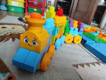Mega Bloks 190 kusů + Hudební vláček - 7
