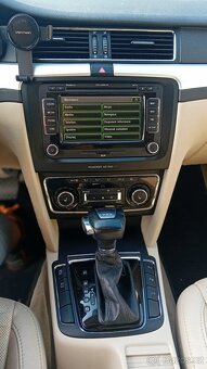 Škoda Superb 2.0 TDi 125kW DSG NAVI, KŮŽE - 7