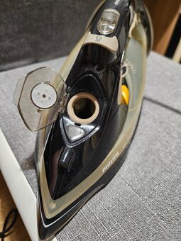 Philips Azur Performer Plus GC4527/00 - 7