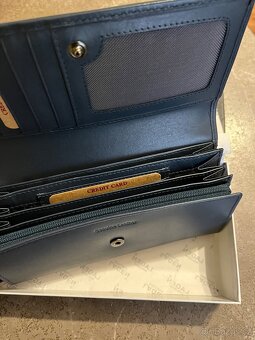 Dámská kožená peněženka Lagen Navy Blue - 7
