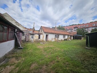 Pozemek,Prodam RD+dvur+ zahrada ,pozemek 1139 m2 Bučovice - 7