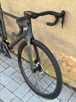 Scott Addict RC 15 (2024) – vel. M 54, Ultegra Di2 - 7