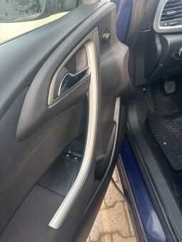 Opel Astra - 7