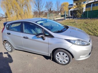 Prodám Ford Fiesta 1.4TDCi 50Kw r.v.2009 najeto 138tis. - 7