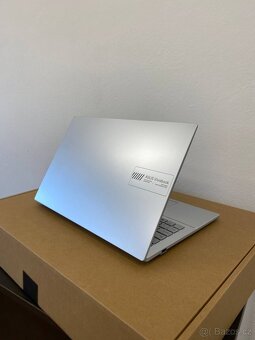 Notebook ASUS VivoBook Go 15 - i3/8GB/512GB/WIN 11 - 7