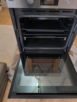 Vestavná horkovzdušná trouba Whirlpool - 7