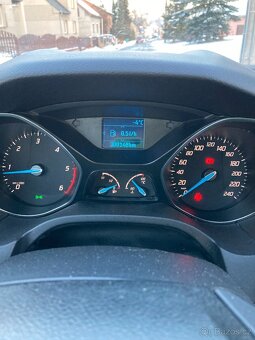 Ford Focus kombi - 7