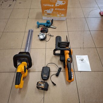 Prodám aku pilu,jednoruční pilku a plotostřih - 7