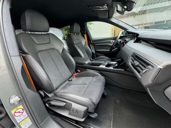Audi e-tron 55 quattro S line Black Edition - 7