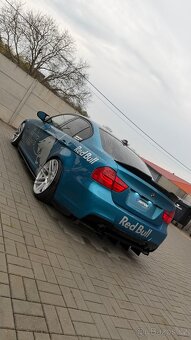 Podprahové lišty pro BMW E90 E91 E92 E93 - 7