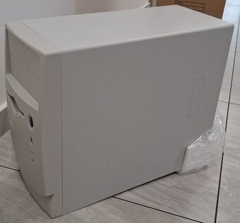 Komponenty, case, zdroje, HP nástavec na scanner, ... - 7