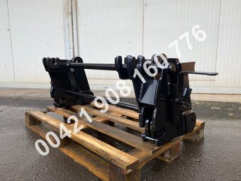 Prodám nový rychloupínák+paletové vidly na CAT traktorbagr - 7