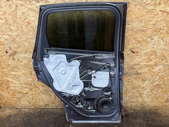 NASTROJENÉ LEVÉ ZADNÍ DVEŘE FORD KUGA MK2 STERLING GREY - 7
