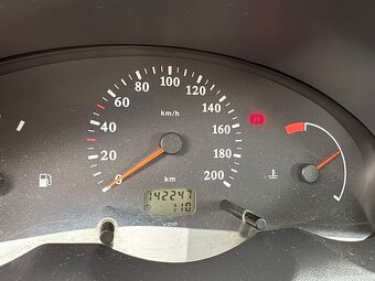 Nissan micra 1.0 2002 - 7