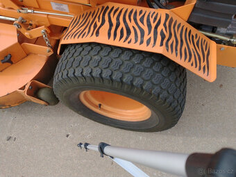 Sekačka Scag Turf Tiger 61 s nulovým poloměrem otáčení, rok - 7