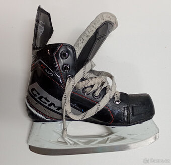 Brusle CCM Jetspeed FT680 YTH  EU32 - 7