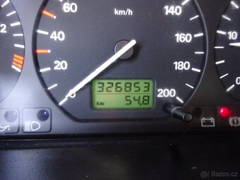 VW T4 Multivan 2.5 TDI r.v.1998 (75 kw) závěs - 7