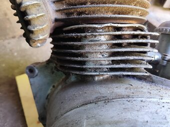 Jawa 250 353 motor - 7