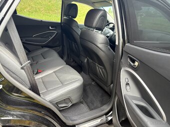 Hyundai Santa Fe 2,2 CRDi, 4x4 - 7
