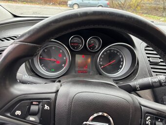 Opel Insignia SportsTourer 2.0, Kombo, 96kW - 7